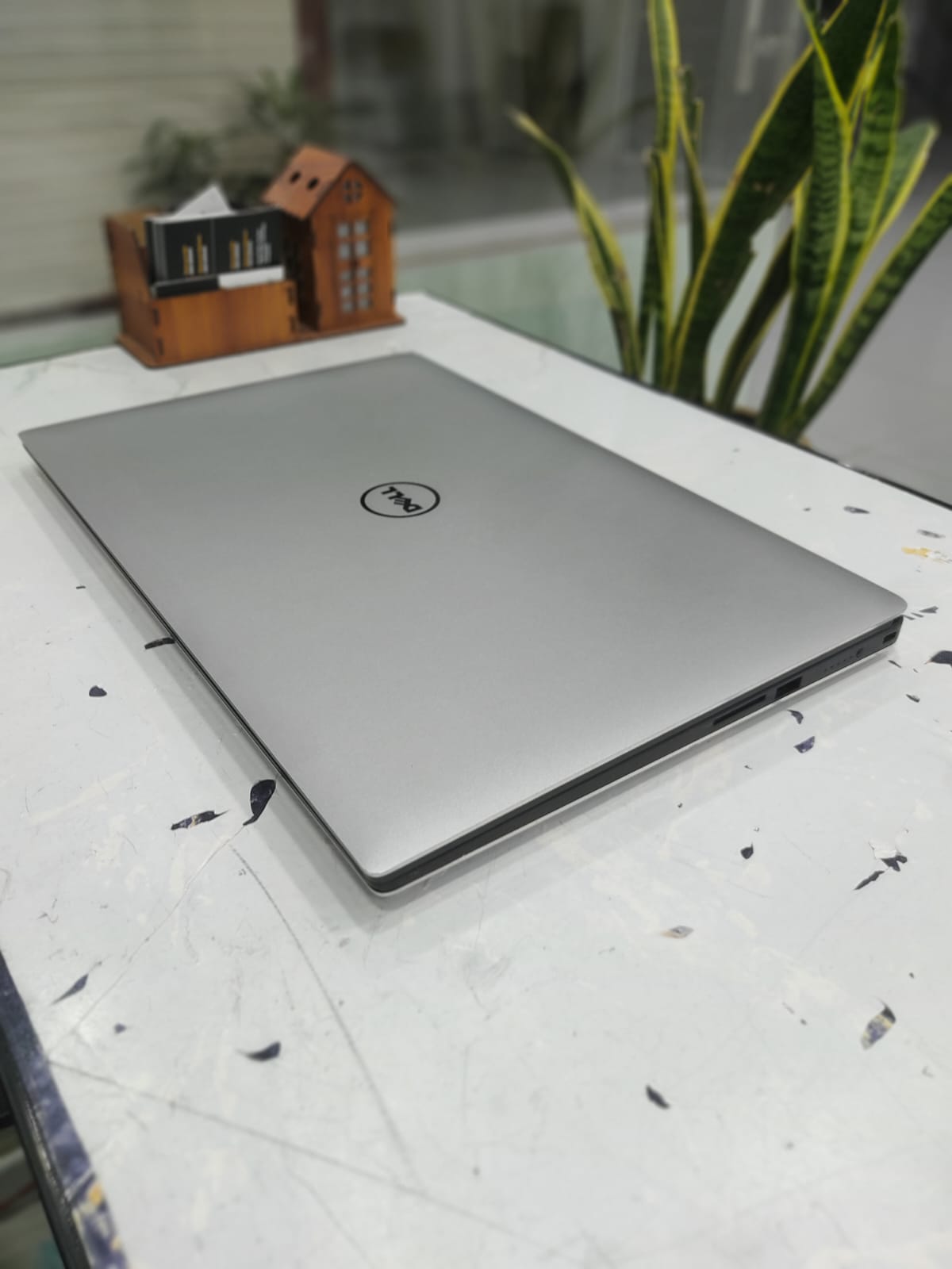 DELL XPS LAPTOP